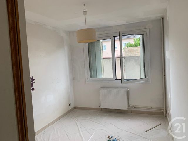 Appartement F2 à vendre - 2 pièces - 50.21 m2 - GOUSSAINVILLE - 95 - ILE-DE-FRANCE - Century 21 Cabinet Immobilier Conseil Appartement F2 à vendre - 2 pièces - 50.21 m2 - GOUSSAINVILLE - 95 - ILE-DE-FRANCE - Century 21 Cabinet Immobilier Conseil