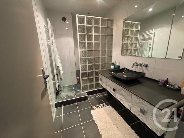 Appartement F3 à vendre - 3 pièces - 65.0 m2 - LOUVRES - 95 - ILE-DE-FRANCE - Century 21 Cabinet Immobilier Conseil