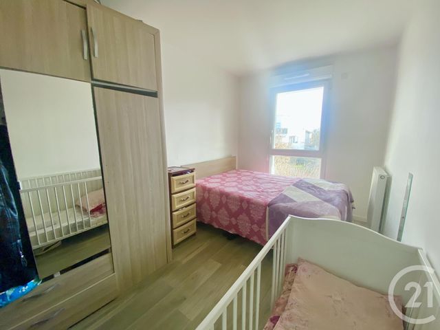 Appartement F4 à vendre - 5 pièces - 80.13 m2 - GOUSSAINVILLE - 95 - ILE-DE-FRANCE - Century 21 Cabinet Immobilier Conseil