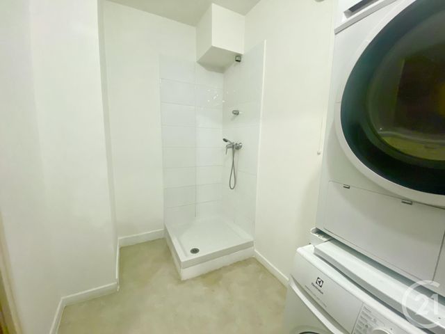 Appartement F4 à vendre - 5 pièces - 80.13 m2 - GOUSSAINVILLE - 95 - ILE-DE-FRANCE - Century 21 Cabinet Immobilier Conseil